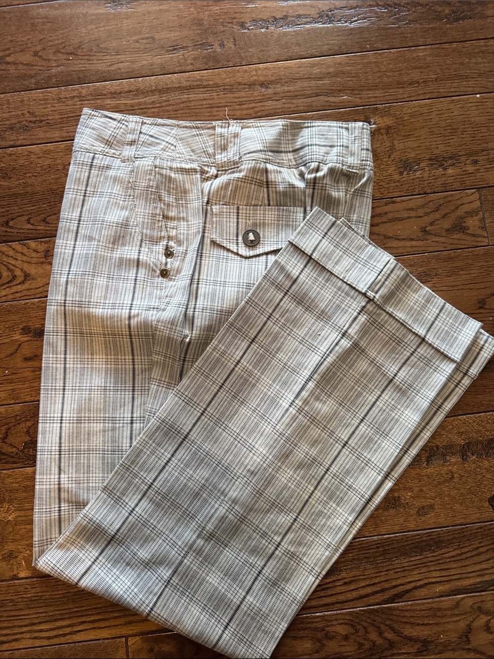 Bamboo Traders Plaid Pants in Beige and black
